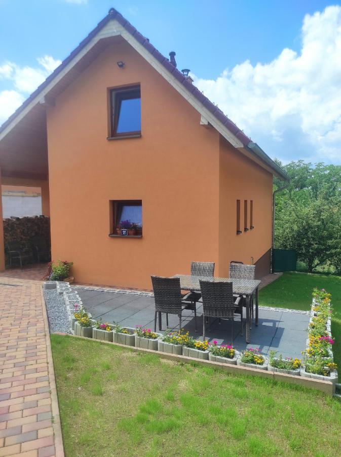 Villa Domecek U Lesa Humpolec Exterior foto